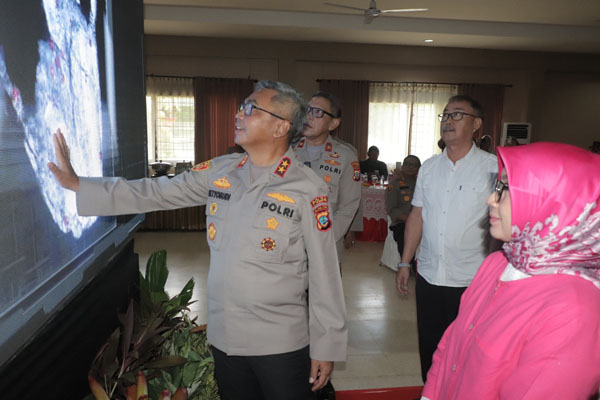launching e spn 1