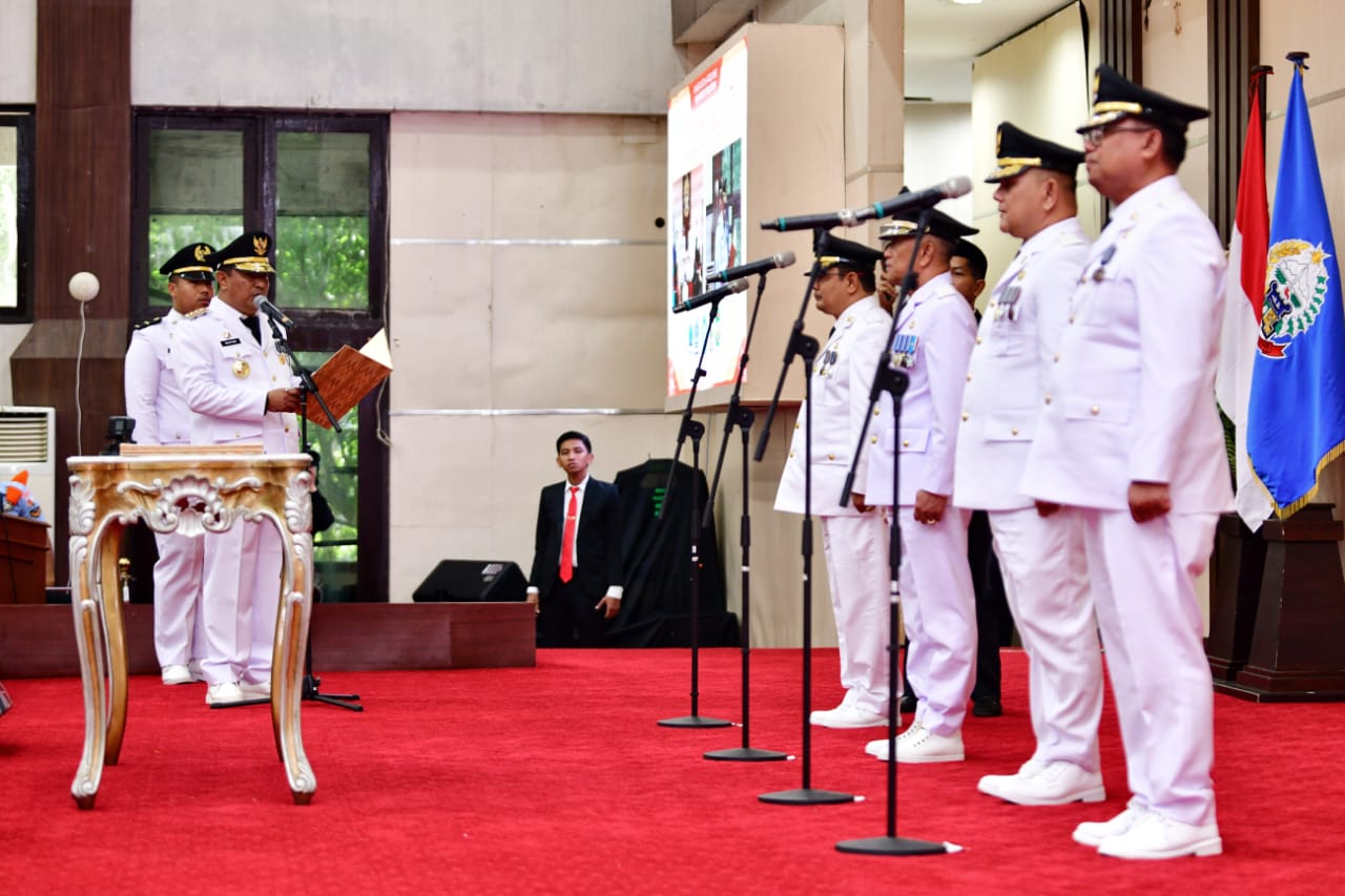1695712107