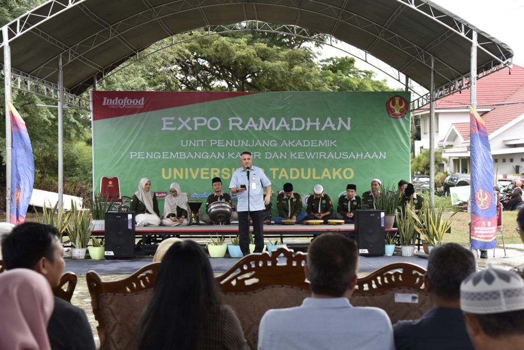 expo ramadhan 2026 untad perkuat peran kampus dalam pengembangan ekonomi kreatif umkm 10 1024x684