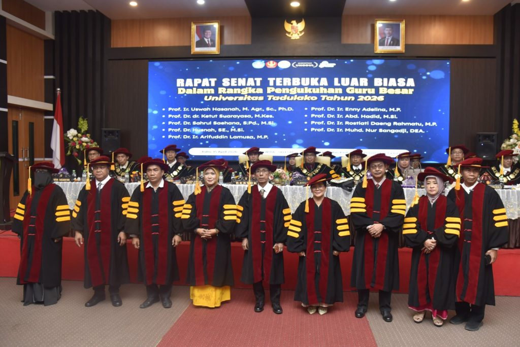 perkuat kualitas akademik untad kembali kukuhkan sembilan guru besar 15 1024x684